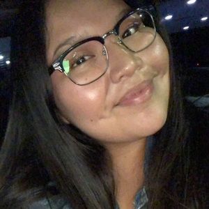 Meet your Posher, Mikenzie